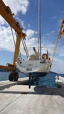 Beneteau Oceanis 351 3
