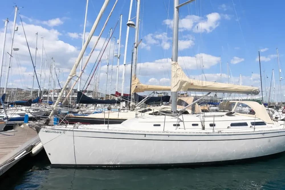 2000 Hanse 371 Boat for Sale in Poole