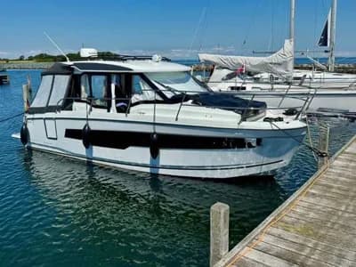 JEANNEAU MERRY FISHER 895 2