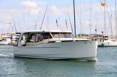 2013 Greenline 33 2