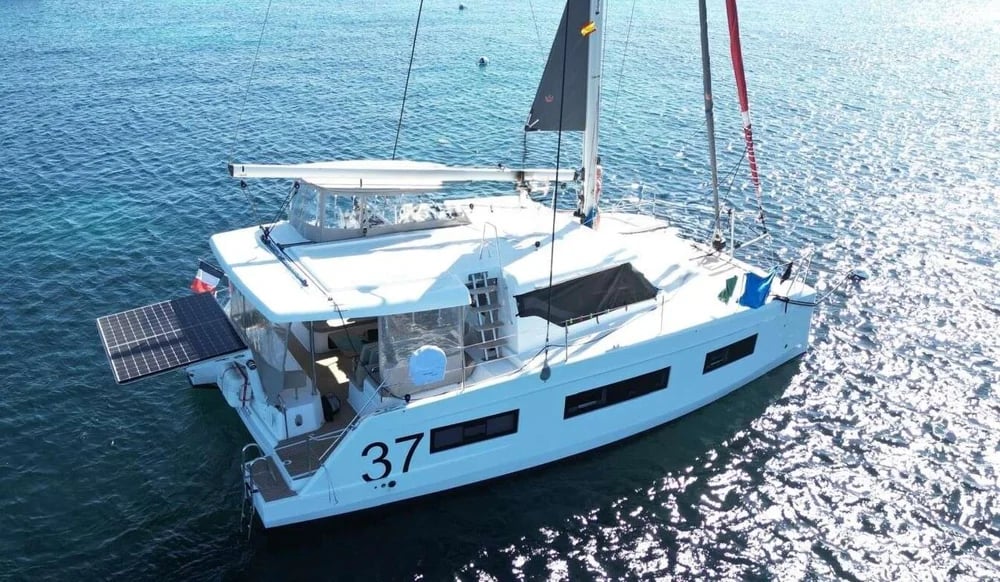 Aventura 37 3