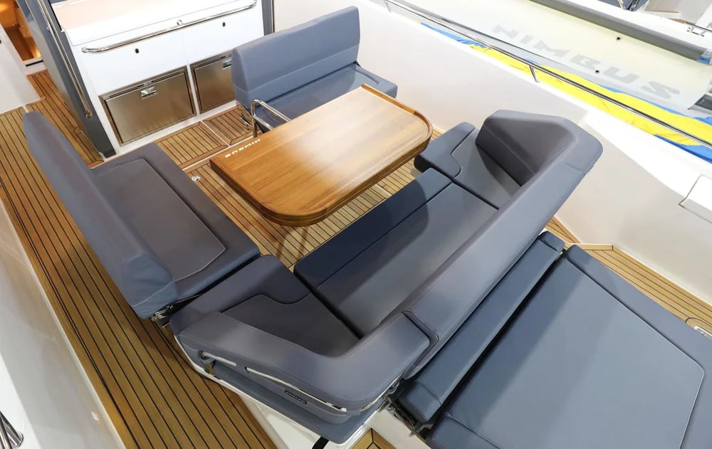 Nimbus Tender 11 3