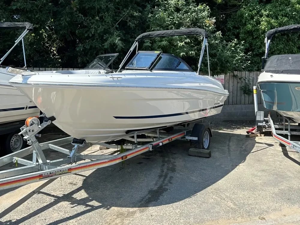 2023 Bayliner VR4 Boat for Sale in Pwllheli 2