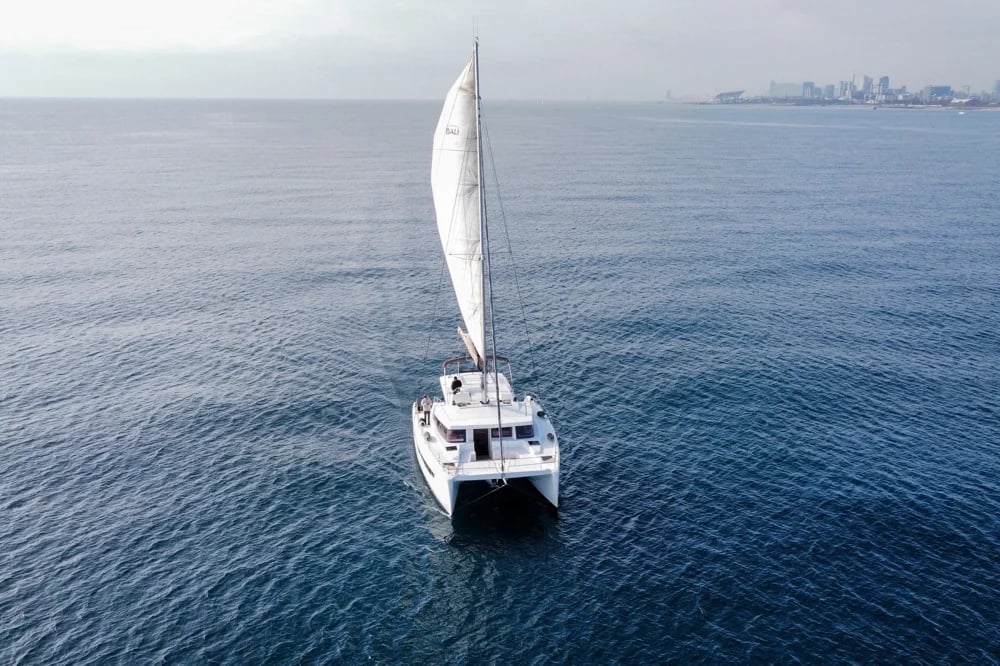 2020 Bali 4.8 | 15m 2