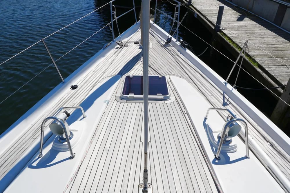 2011 Oyster 575 Boat for Sale in Hamburg 4