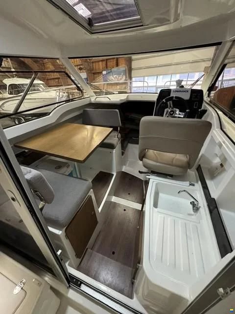 Beneteau Antares 7 OB 3