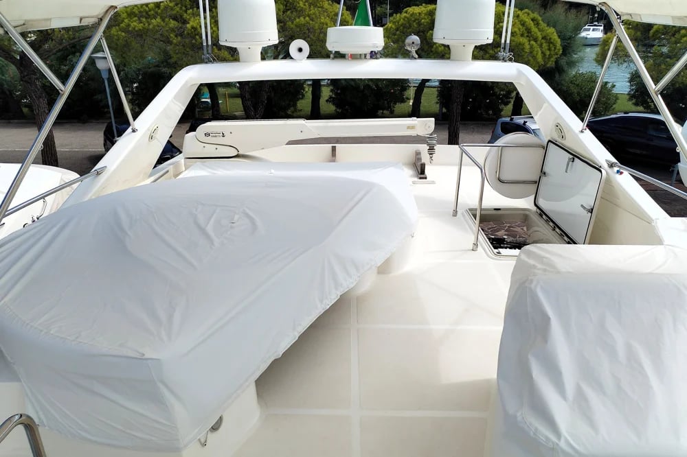 2006 Ferretti Yachts 681 | 21m 3