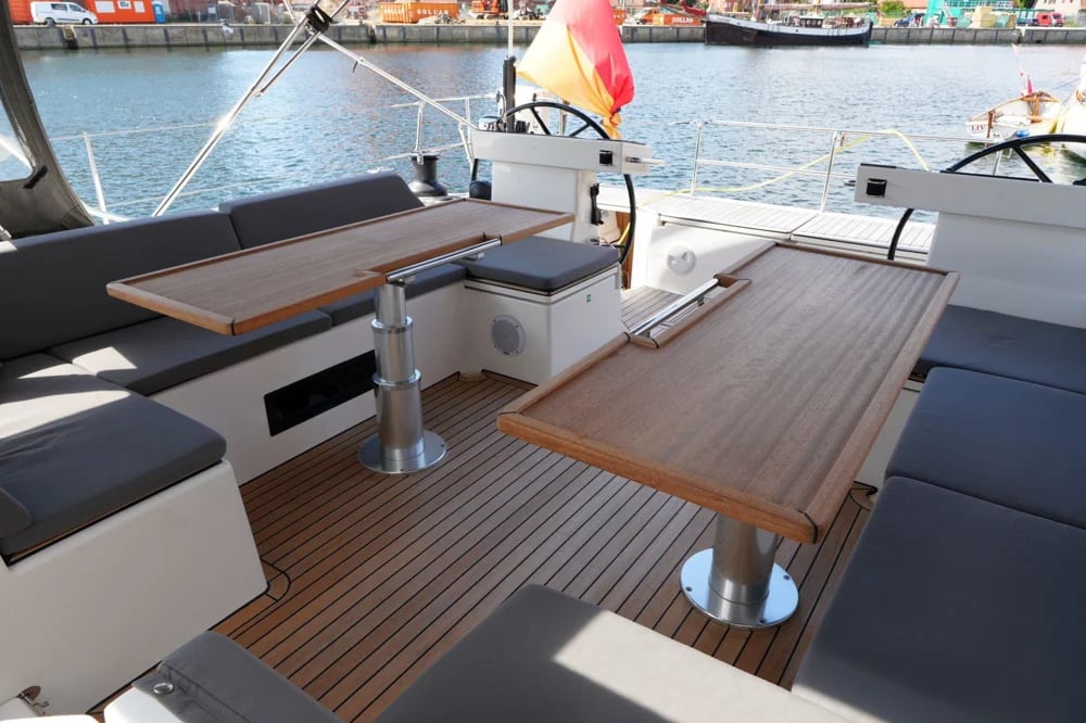 2018 Bavaria C57 Style 4