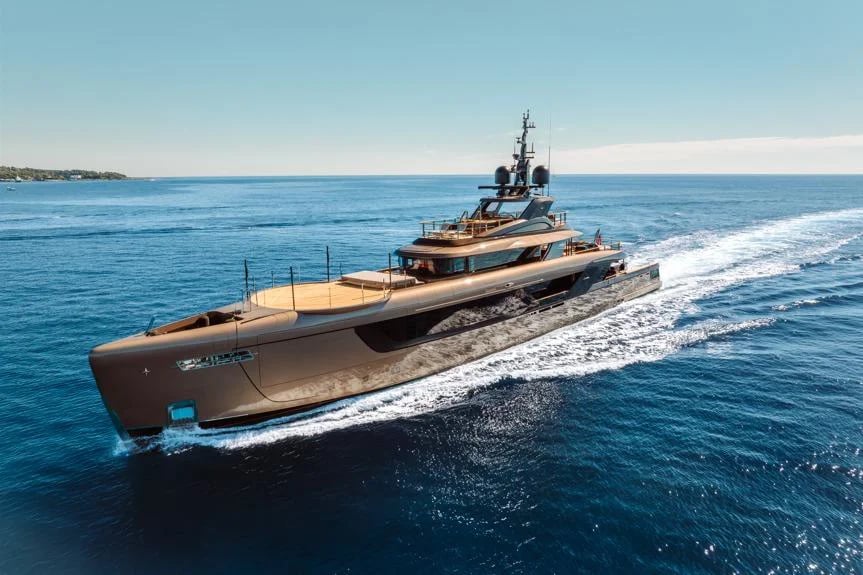 Admiral Custom