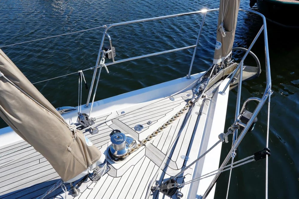 Oyster 575 3