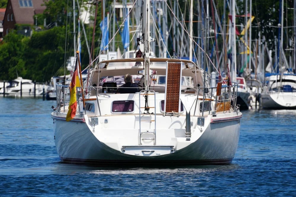 Amel 54 3