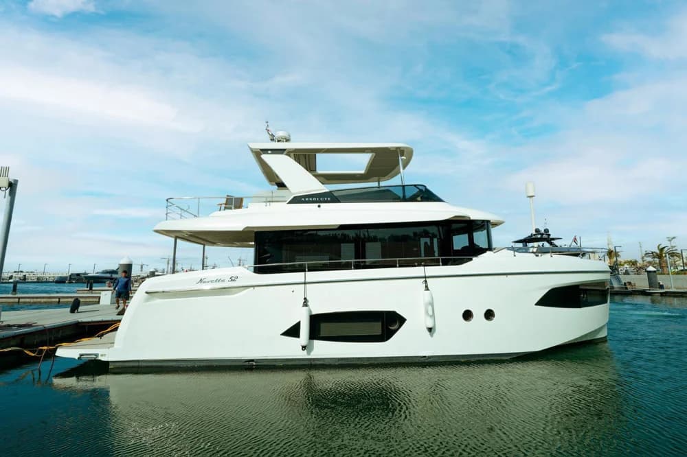 2024 Absolute Navetta 52 | 52.2 ft