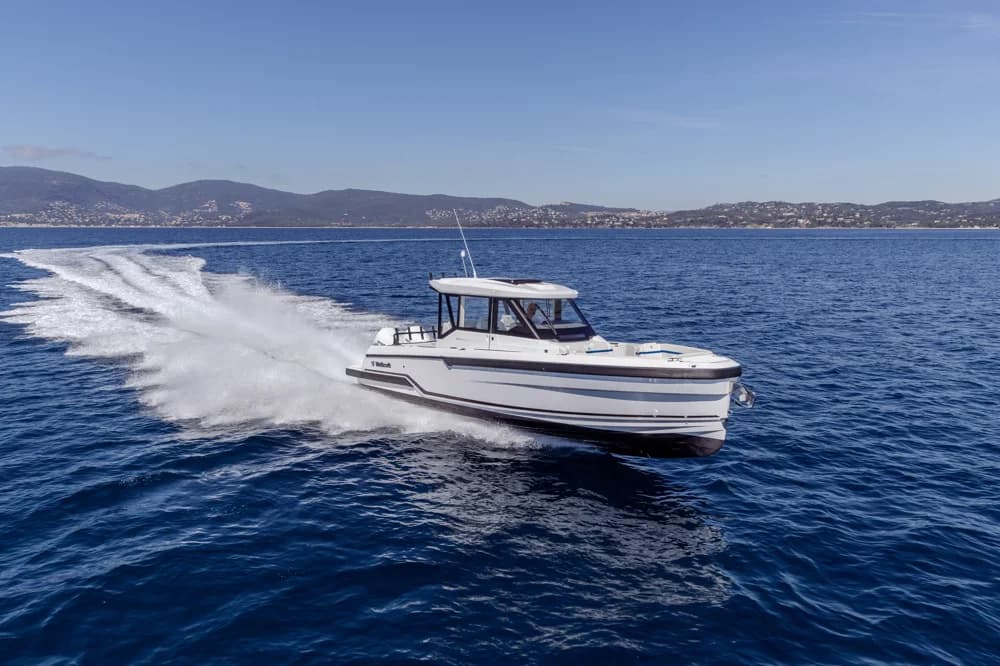 2027 Wellcraft 28 Explorer | 9m