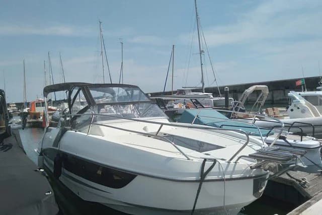 2018 Beneteau Flyer 8.8 SUNdeck | 26.2 ft