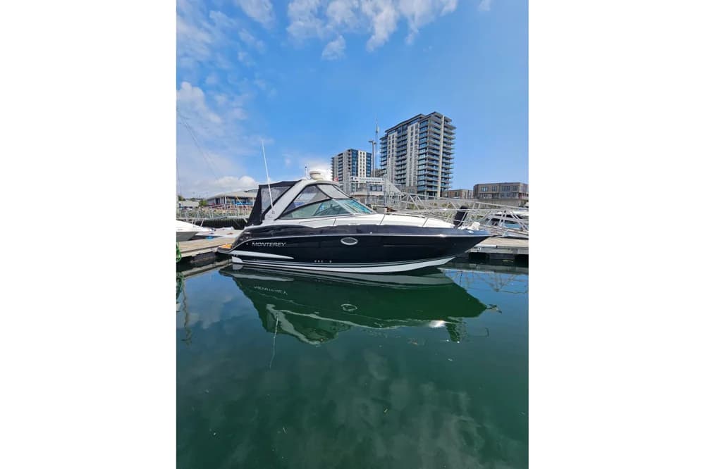 2016 Monterey 295 Sport Yacht | 29 ft