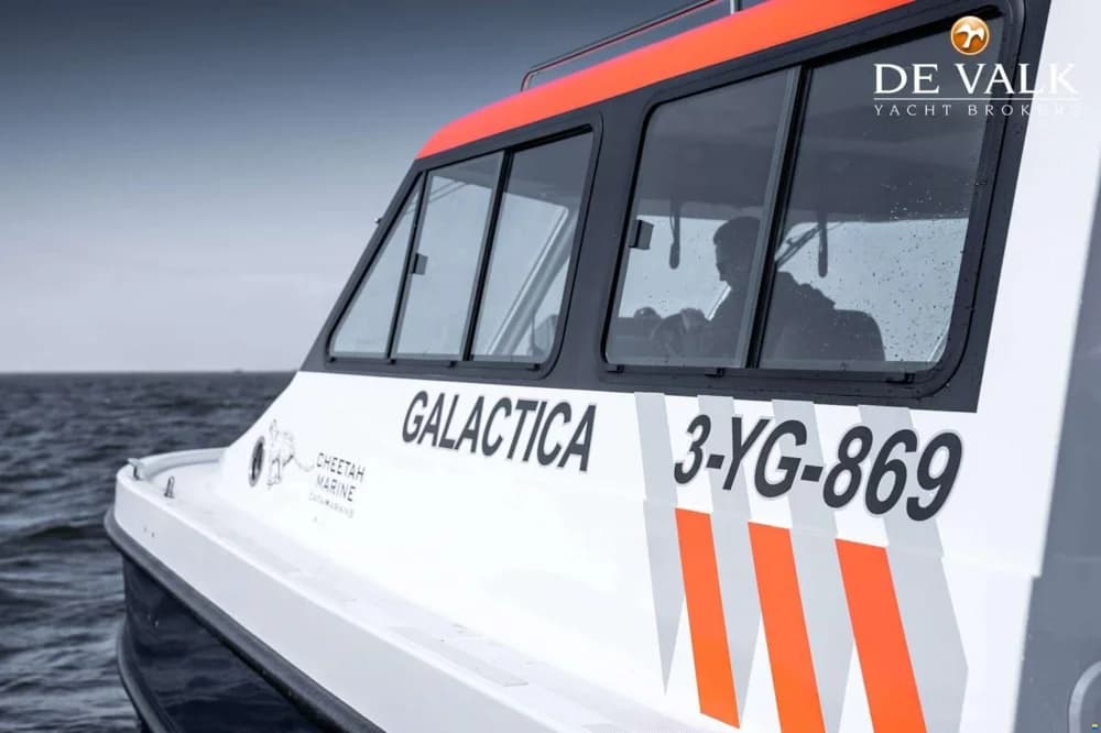 Cheetah catamaran 10.20