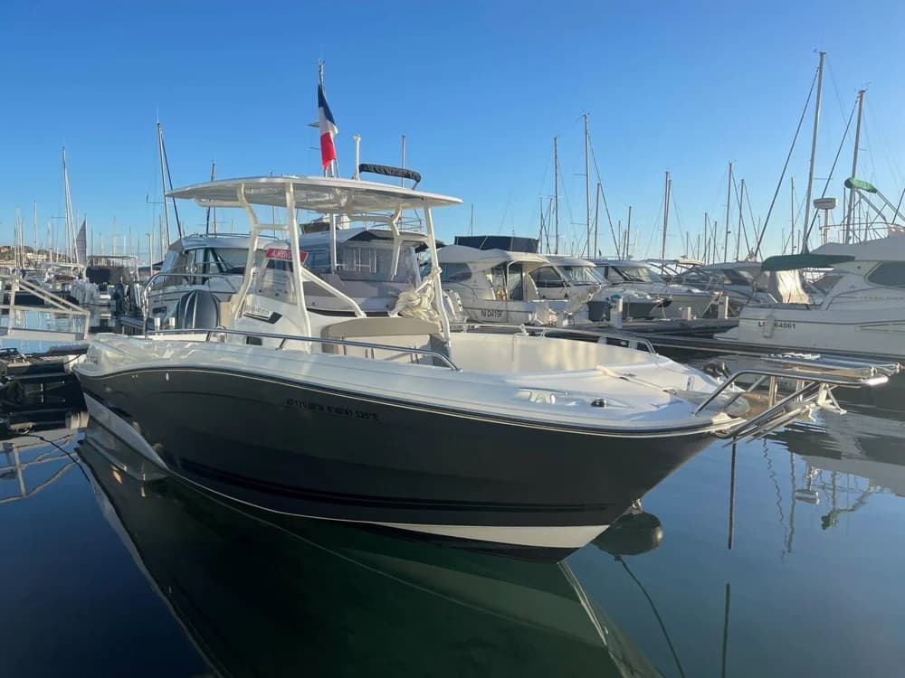 Jeanneau Cap Camarat 7.5 CC Serie 3