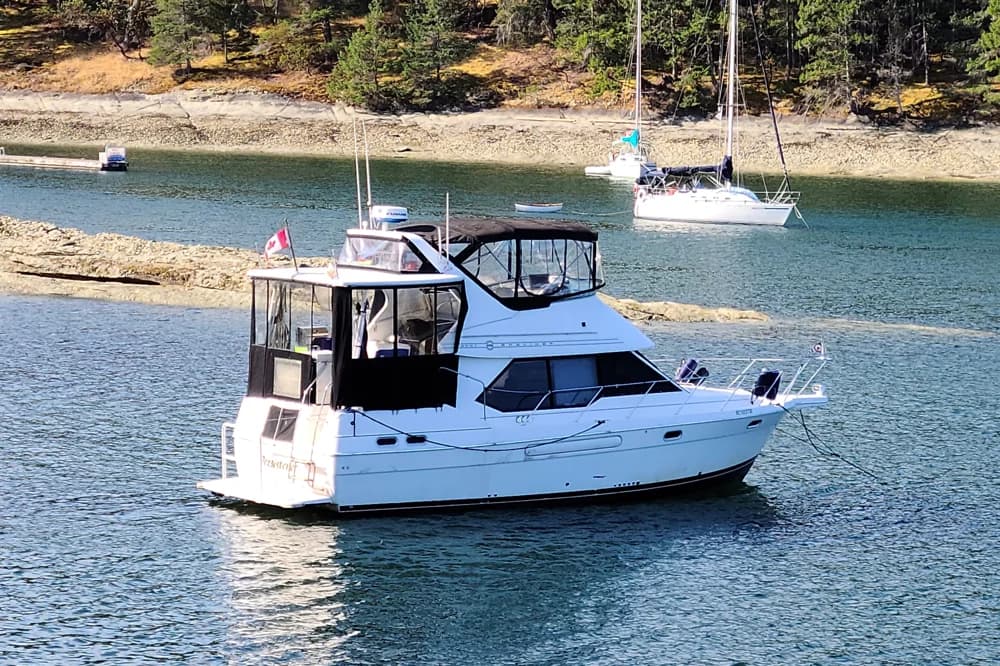 1995 Bayliner 3587 Motoryacht | 35 ft