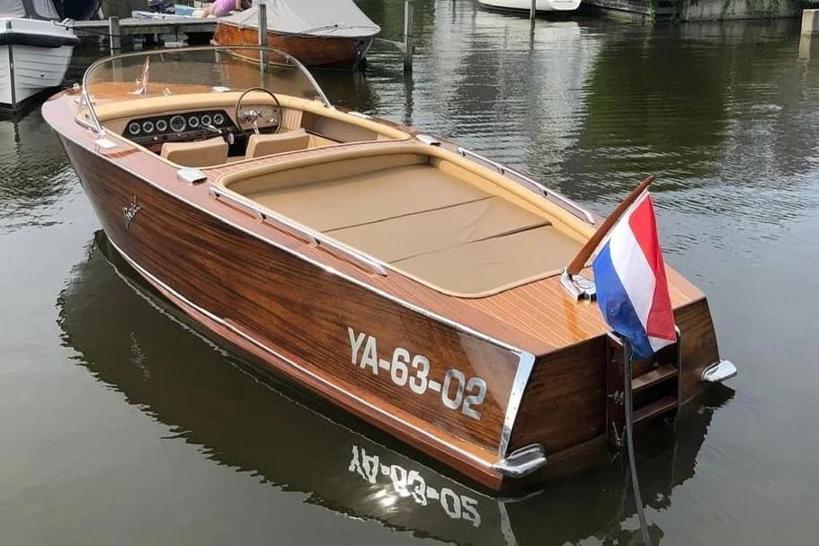 1970 Boesch Acapulco 580 | 6m