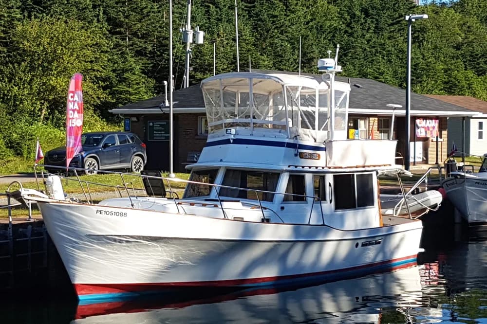 1977 Heritage Yachts West Indian Trawler | 36 ft
