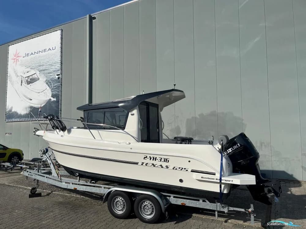 Texas Boats 695 Pilothouse