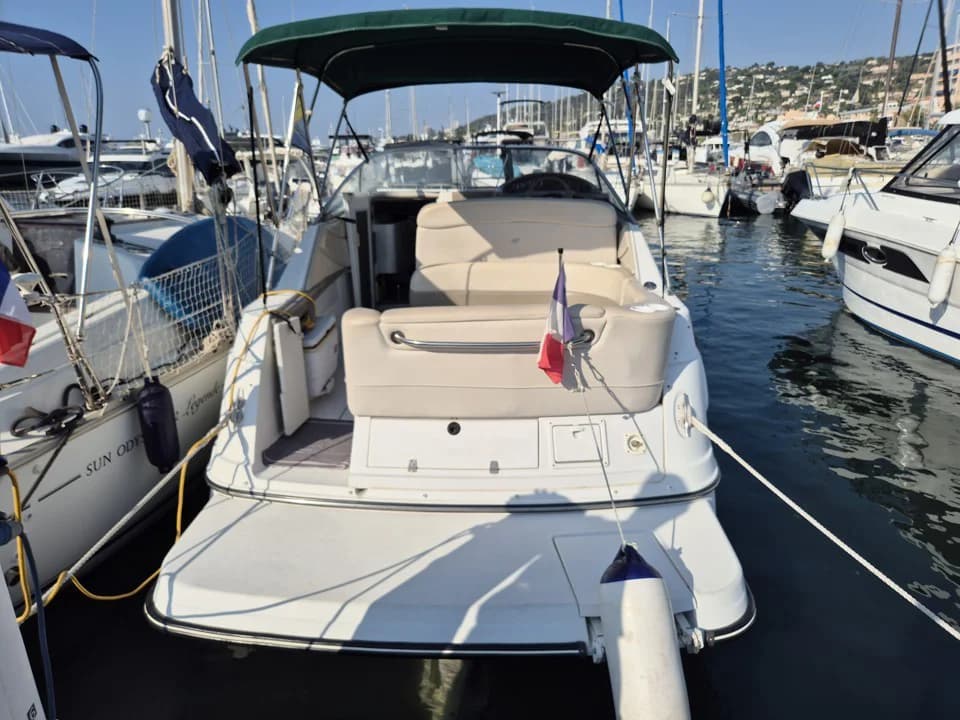 1999 Four Winns 248 Vista