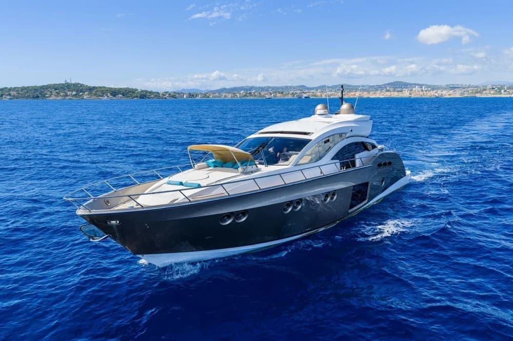 2017 Sessa Marine C68 | 70.2 ft