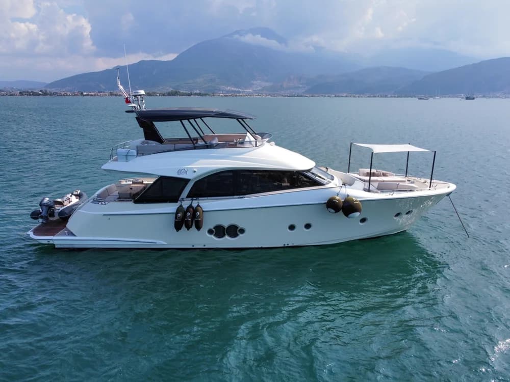 2018 Monte Carlo Yachts MCY 65 | 65.0 ft
