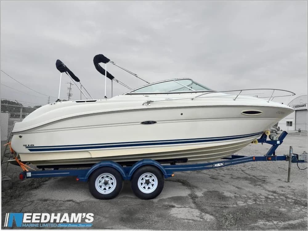 Sea Ray 215 Weekender