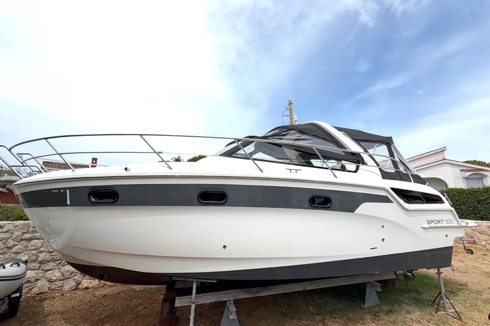 Bavaria 300 Sport