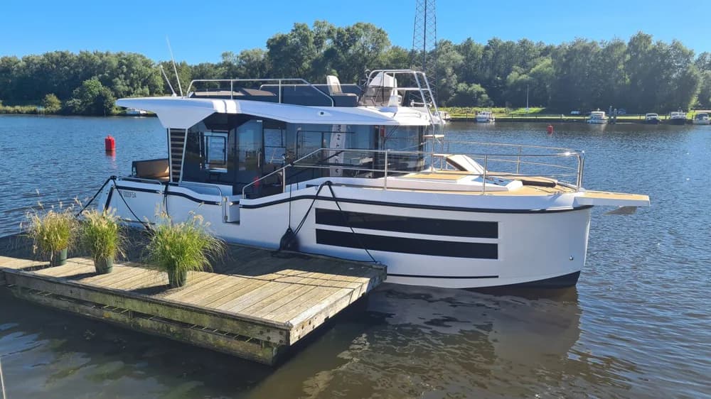 Northman 1050 Trawler