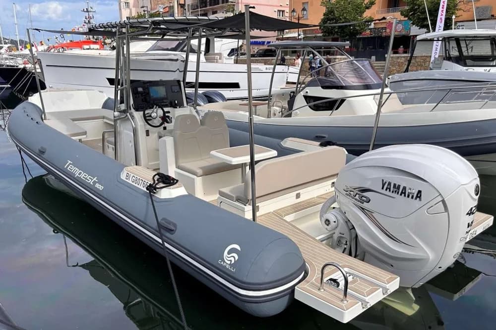 2025 Capelli Tempest 900 Luxe | 10m