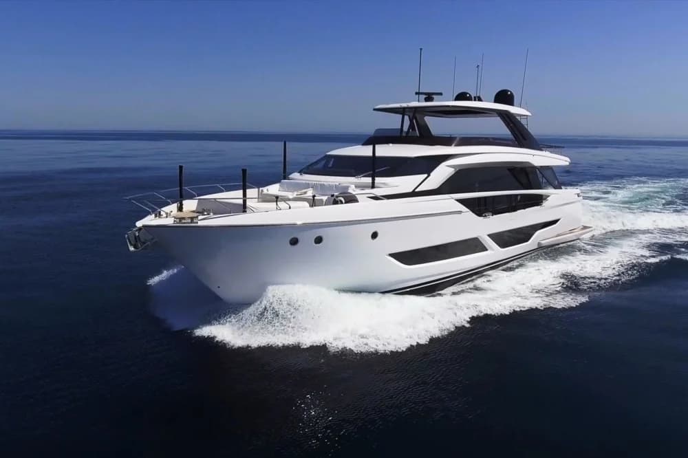 2023 Ferretti Yachts 860 | 88.4 ft