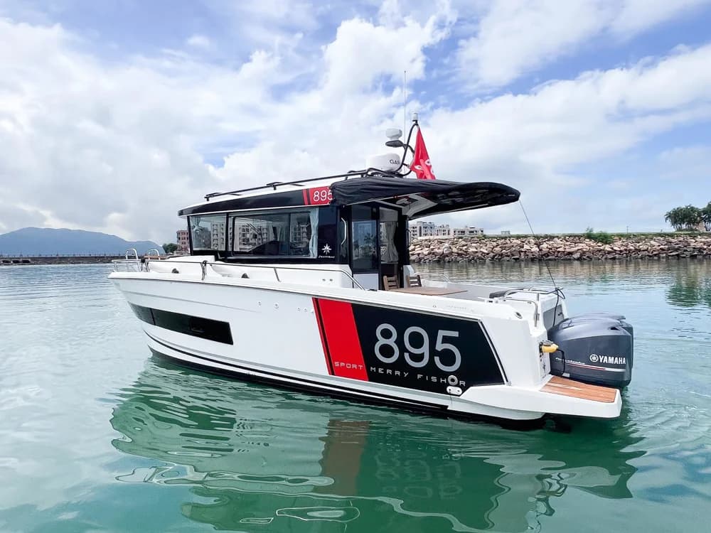 2023 Jeanneau Merry Fisher 895 Offshore | 28.1 ft