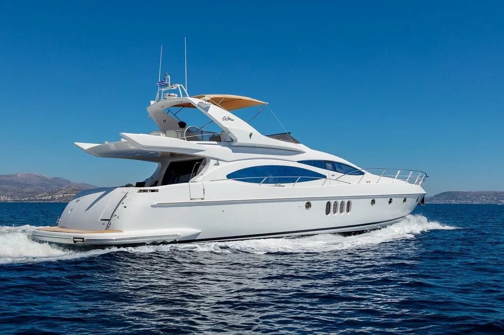 2003 Azimut 68 Plus | 70.9 ft