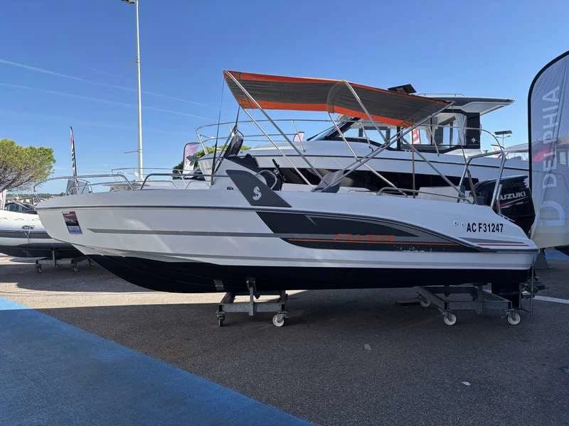 BENETEAU FLYER 6.6 SPACEDECK