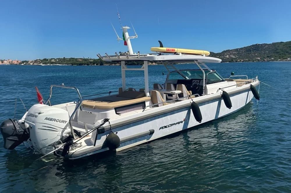 2021 Axopar 37 Sun-Top | 12m