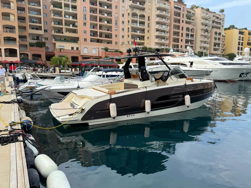 Invictus GT320