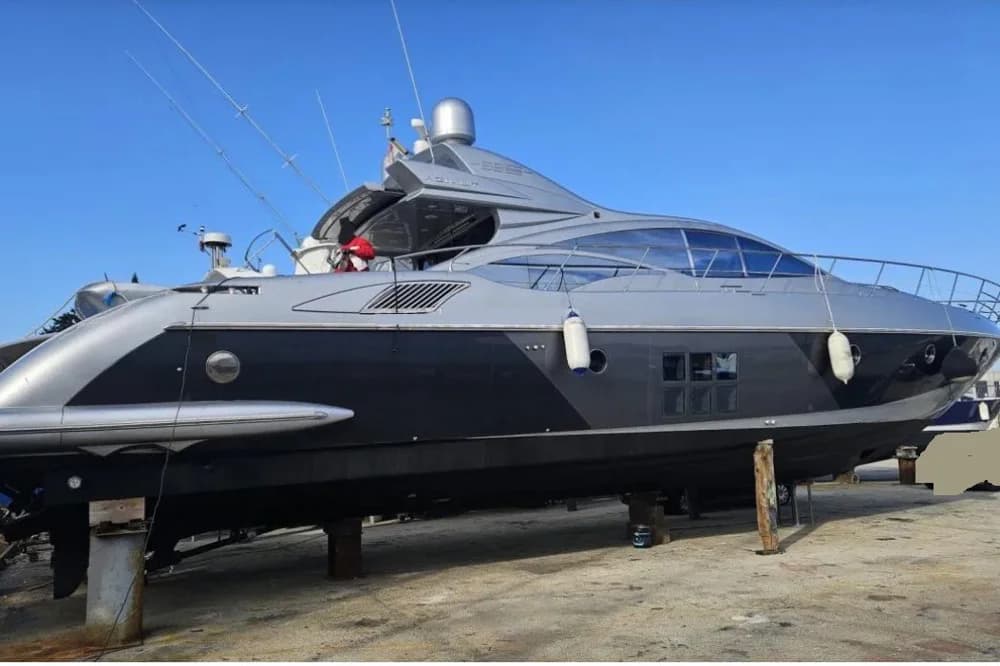 2006 Azimut 68S | 68 ft