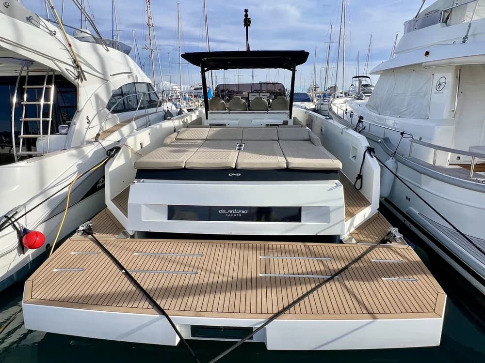 De Antonio D42