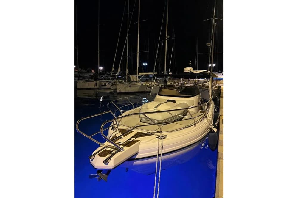 2015 Ranieri International Shadow 30 | 9m