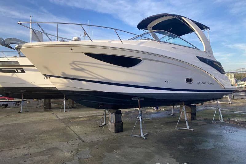 2025 Regal 26 Express | 8m
