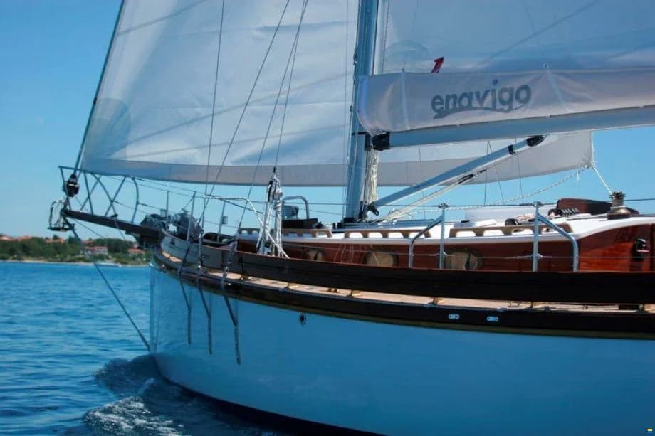 Enavigo 43 Cutter