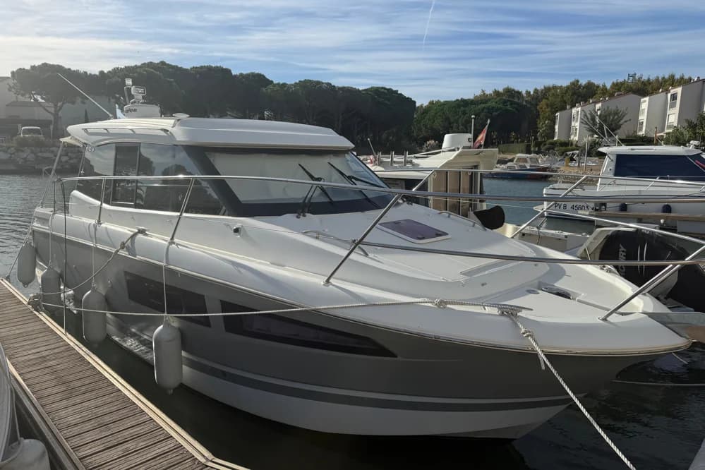 Jeanneau NC 9
