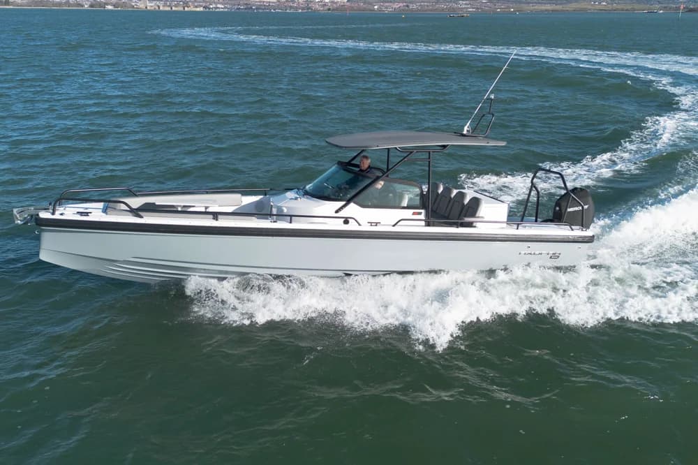 Axopar 28 T-Top