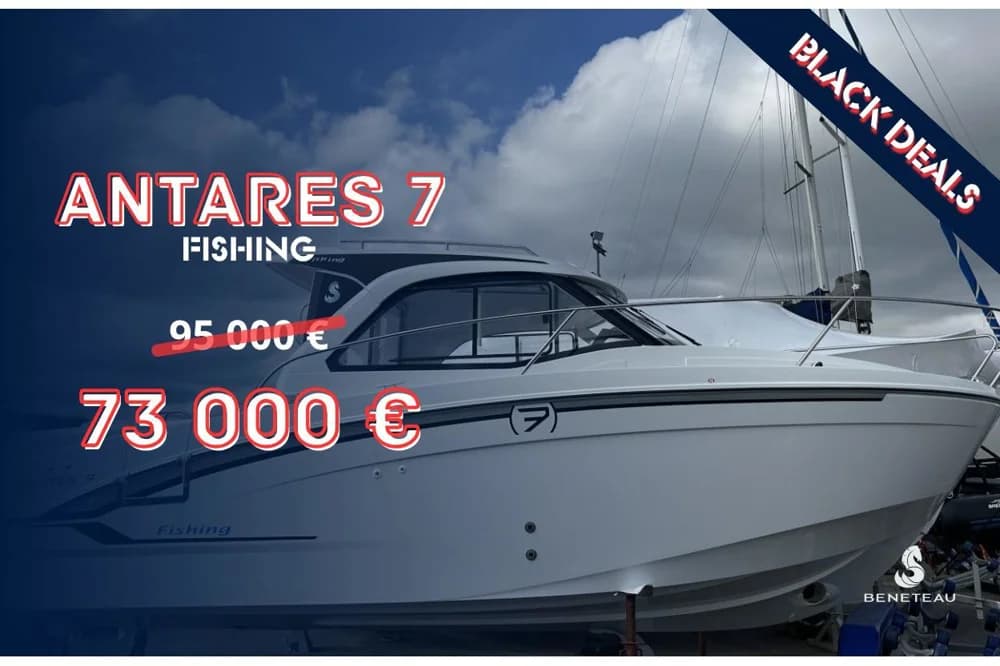 Beneteau Antares 7 Fishing