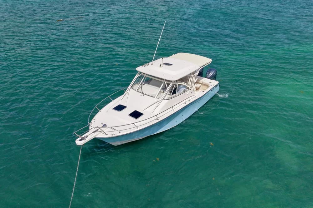 Grady-White Express 330