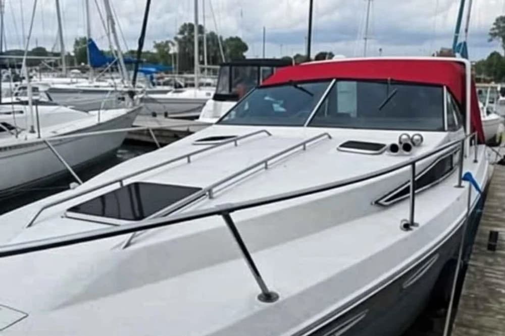 Sea Ray 300 Weekender
