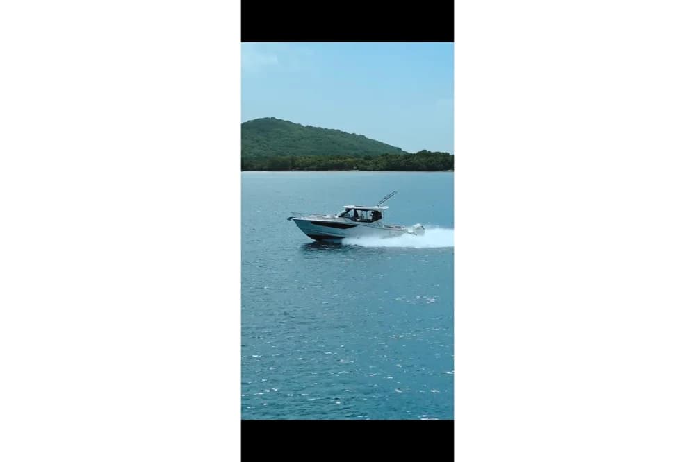 Boston Whaler 405 Conquest