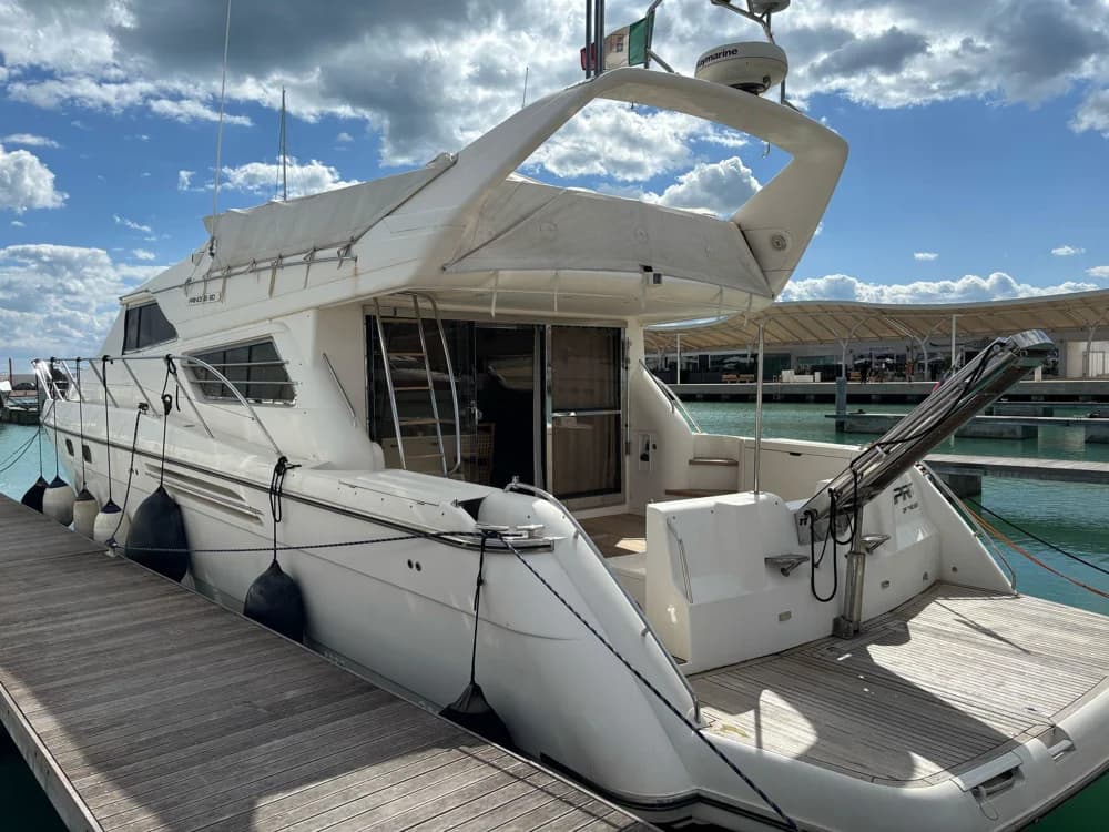 Princess 60 Flybridge Motor Yacht